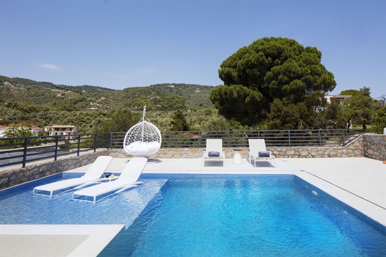 Amira Luxury Suites Skiathos Exterior foto